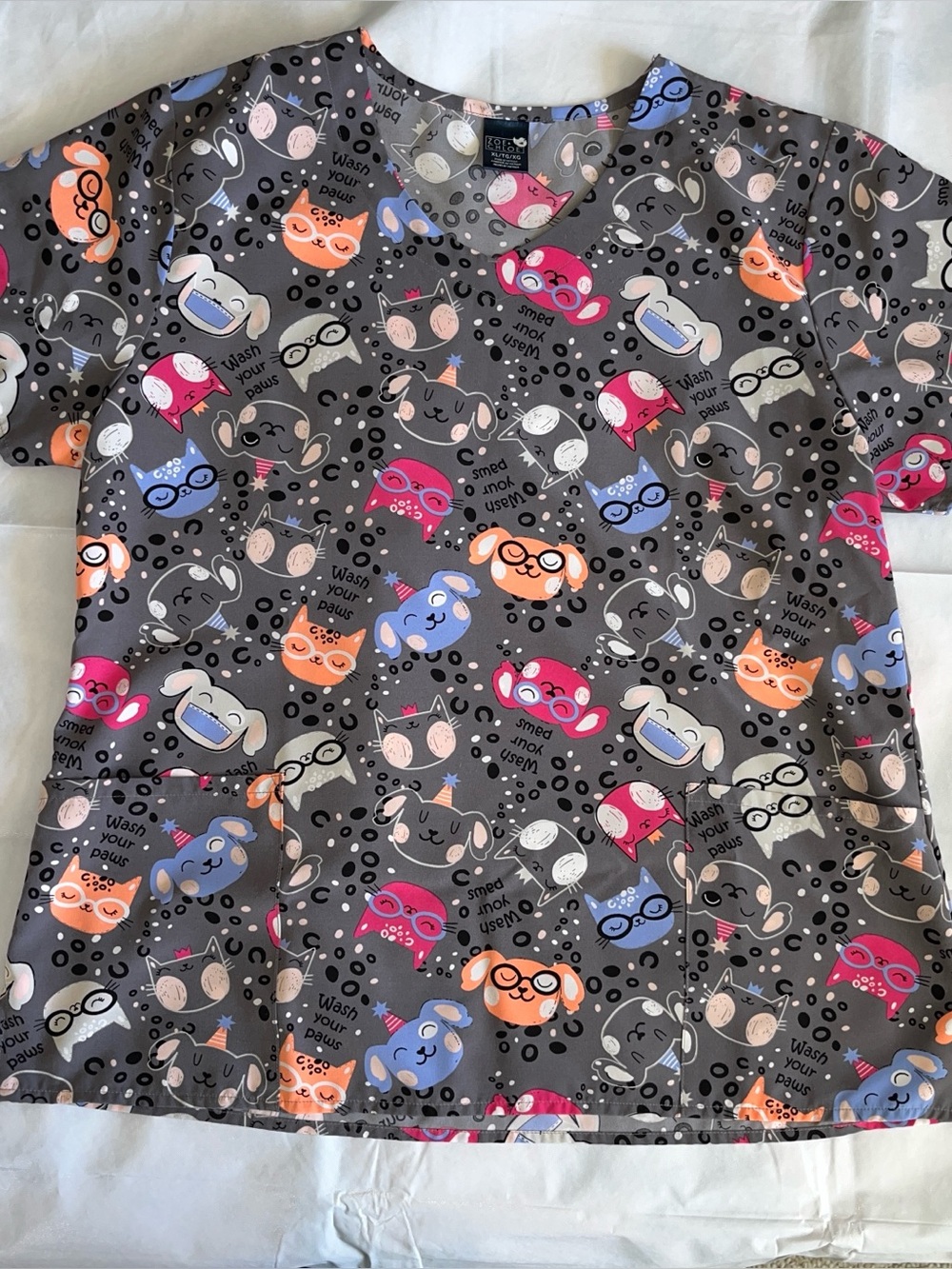 Woman’s Scrub Top XL
